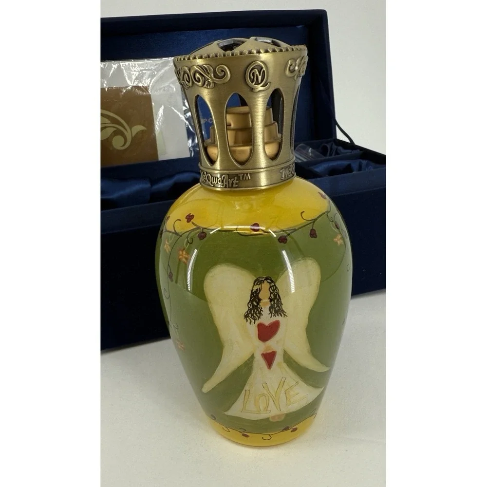 Ne' Qwa Art Fragrance Lamp Collection Cindy Shamp oil Angel Love Peace‎ Faith